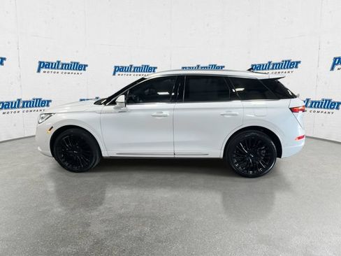 Used 2022 Lincoln Corsair Reserve w/ Equipment Group 201A AWD/4WD image 6