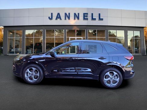 Used 2023 Ford Escape ST-Line w/ Tech Pack #1 image 8