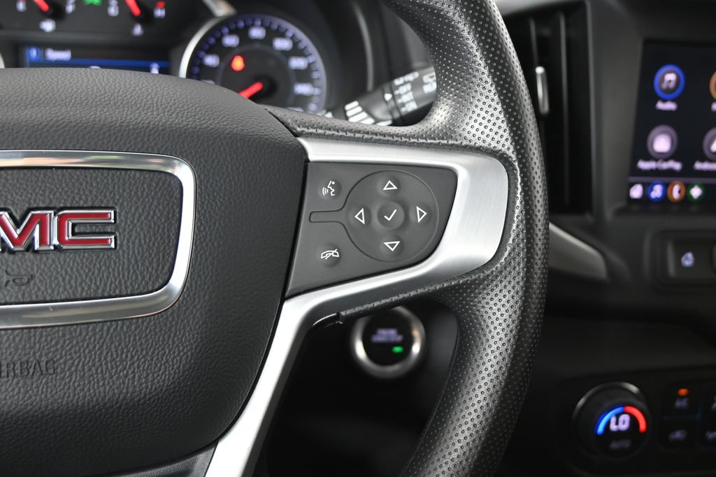 Used 2024 GMC Terrain SLE w/ Driver Convenience Package AWD/4WD image 35