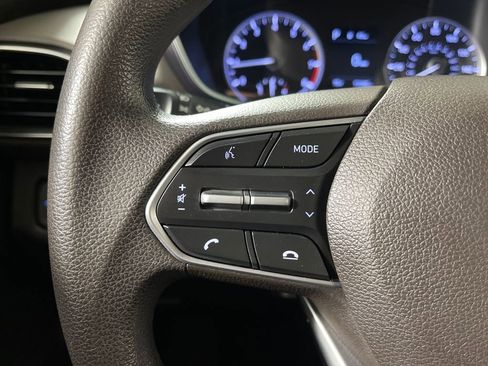 Used 2020 Hyundai Santa Fe SE image 29