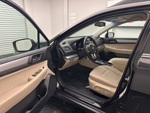 Used 2015 Subaru Outback 2.5i Premium AWD/4WD image 5