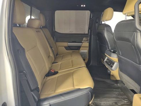 Used 2023 Ford F250 Lariat w/ Chrome Package AWD/4WD image 17