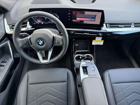 Used 2026 BMW X1 xDrive28i w/ Technology Package image 24