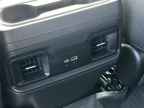 Used 2024 Chevrolet Silverado 1500 LT Trail Boss w/ Convenience Package II image 15