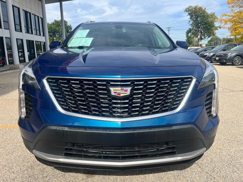 Used 2019 Cadillac XT4 Premium Luxury AWD/4WD image 2
