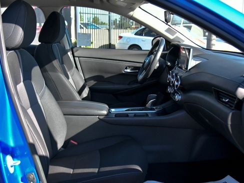 Used 2021 Nissan Sentra SV image 39