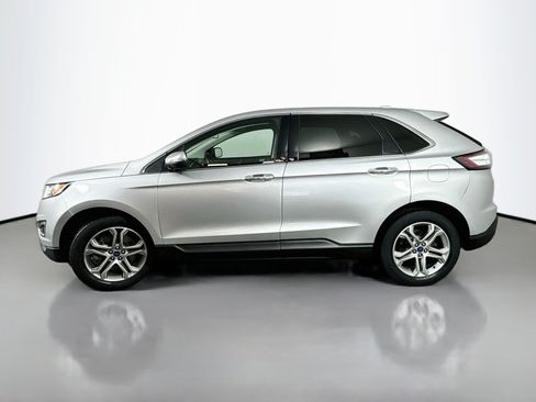 Used 2016 Ford Edge Titanium w/ Technology Package AWD/4WD image 4