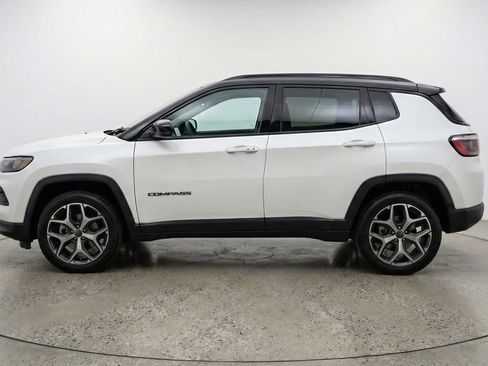 Used 2025 Jeep Compass Limited image 5