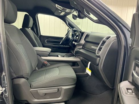 New 2026 RAM 2500 Big Horn AWD/4WD image 22