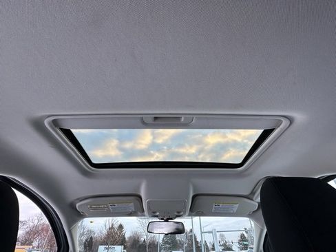 Used 2018 Ford EcoSport SE w/ SE Cold Weather Package image 32