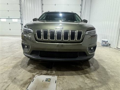 Used 2019 Jeep Cherokee Latitude w/ Popular Appearance Group AWD/4WD image 3