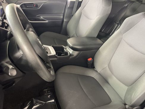 Used 2024 Toyota RAV4 LE image 20