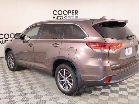 Used 2019 Toyota Highlander Limited image 24