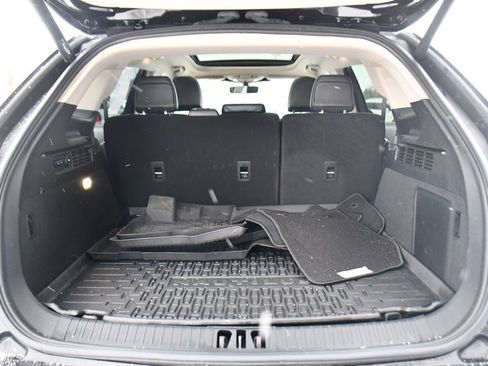 Used 2022 Lincoln Nautilus Reserve image 19