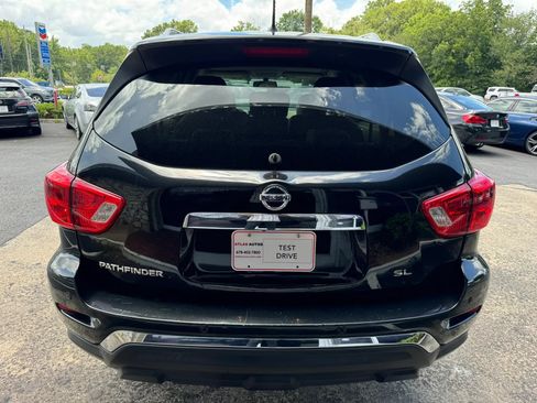 Used 2018 Nissan Pathfinder SL FWD image 6
