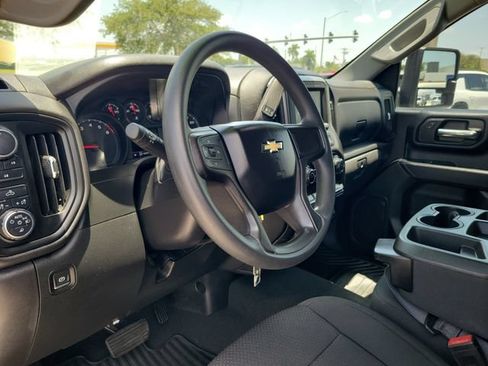 Used 2020 Chevrolet Silverado 2500 Custom w/ Custom Value Package AWD/4WD image 17