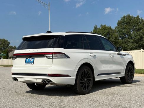 Used 2026 Lincoln Aviator Reserve w/ Luxury Package AWD/4WD image 7