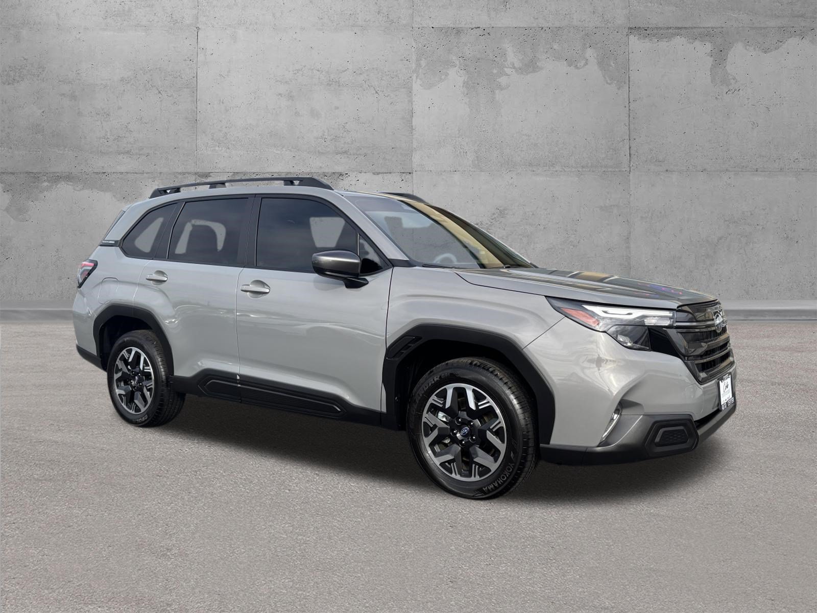 Used 2025 Subaru Forester Premium AWD/4WD image 1