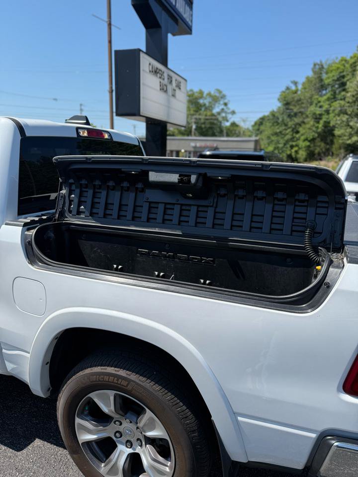 Used 2022 RAM 1500 Laramie AWD/4WD image 21