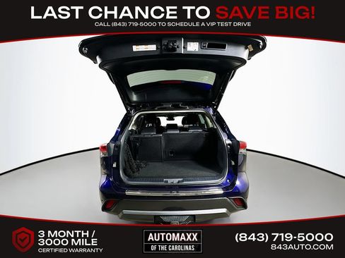 Used 2023 Toyota Highlander Limited FWD image 37