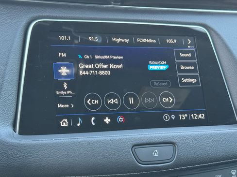 Used 2022 Cadillac XT4 Premium Luxury w/ Enhanced Visibility Package image 23