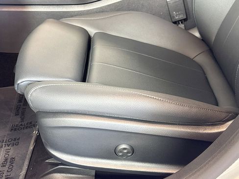 Used 2025 Mercedes-Benz CLA 250 image 18