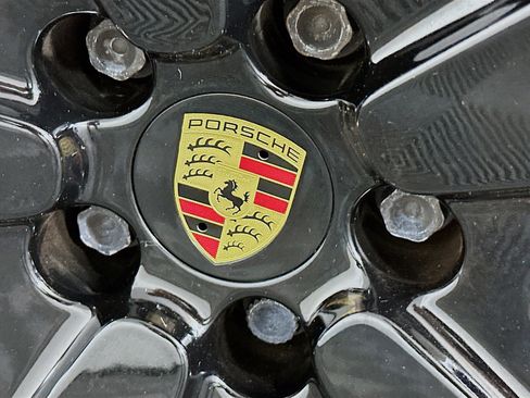 Used 2021 Porsche Macan GTS image 37