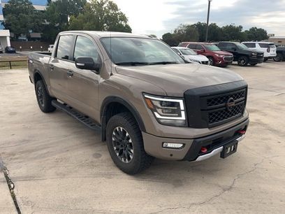 Used 2021 Nissan Titan PRO-4X w/ Pro-4x Convenience Package