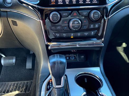 Used 2020 Jeep Grand Cherokee Summit w/ Platinum Series Group image 32