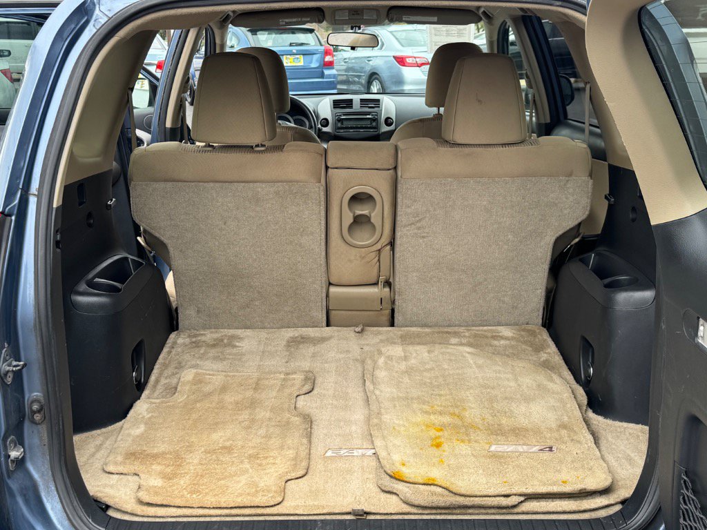 Used 2012 Toyota RAV4 FWD w/ Value Pkg image 21