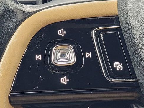 Used 2022 Lincoln Corsair Reserve w/ Equipment Group 201A image 30