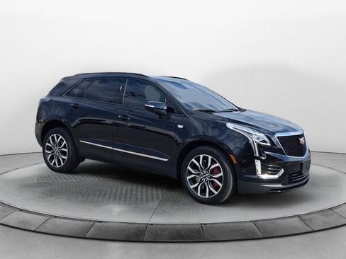 Certified 2022 Cadillac XT5 Sportv w/ LPO, ONYX Package image 1