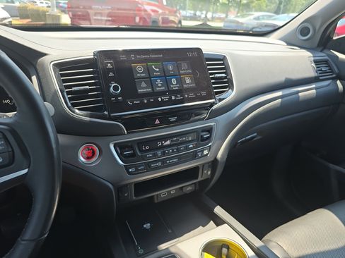 Certified 2024 Honda Ridgeline RTL image 20