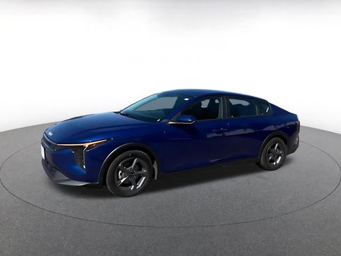 Used 2025 Kia K4 LXS FWD image 8