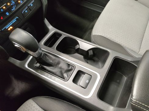 Used 2018 Ford Escape SE image 26