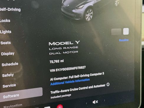 Used 2021 Tesla Model Y Long Range AWD/4WD image 19