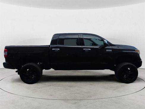 Used 2018 Toyota Tundra Platinum image 6