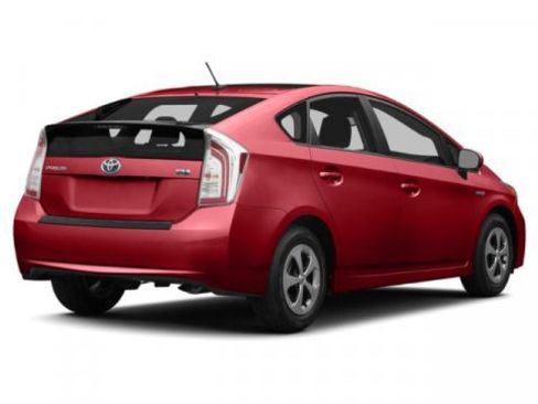 Used 2015 Toyota Prius Four image 2