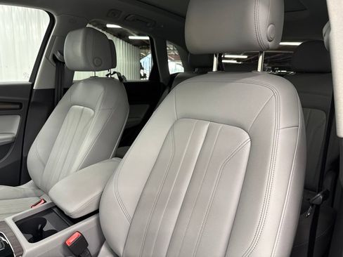 Used 2023 Audi Q5 2.0T Premium Plus w/ Premium Plus Package AWD/4WD image 17