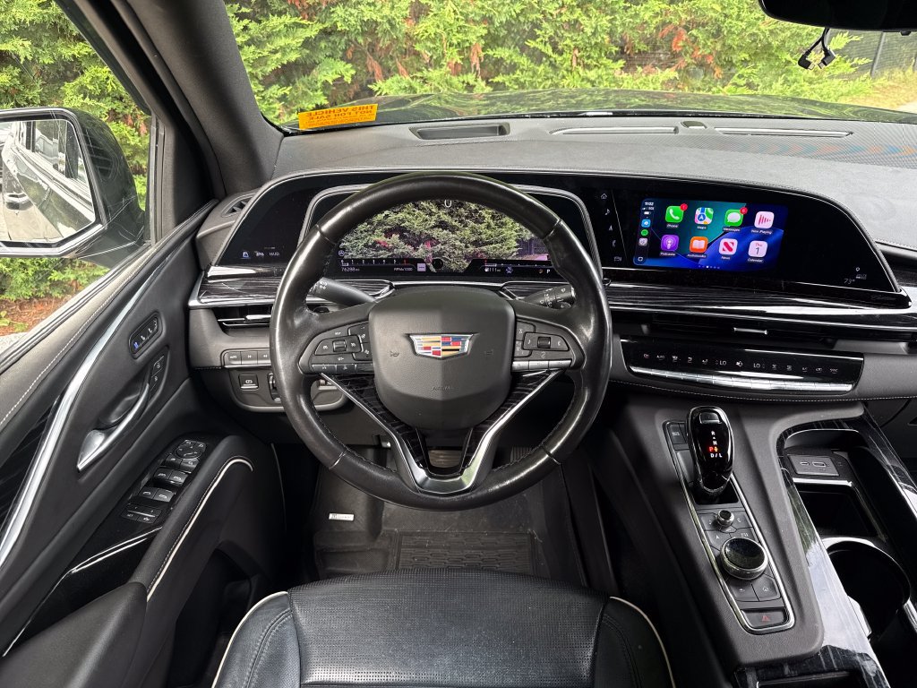 Used 2022 Cadillac Escalade ESV Sport w/ Touring Package AWD/4WD image 21