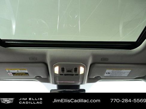 Used 2024 Toyota Highlander XLE image 19