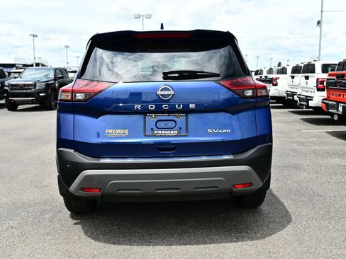 Certified 2023 Nissan Rogue SV AWD/4WD image 7