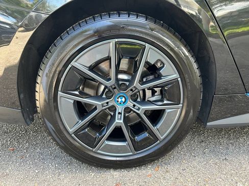 Used 2024 BMW i4 eDrive40 w/ Premium Package RWD image 22