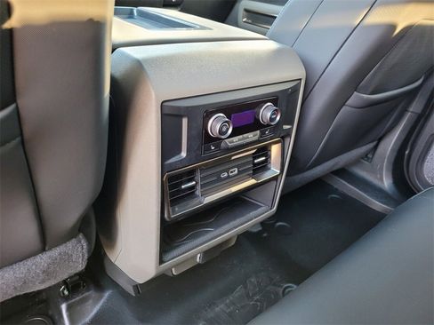 Used 2024 GMC Hummer EV 3X image 9