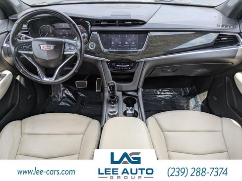 Used 2020 Cadillac XT6 Sport AWD/4WD image 14