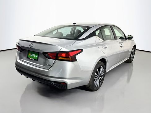 Used 2026 Nissan Altima 2.5 SV AWD/4WD image 10