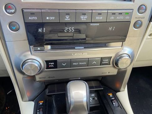 Used 2021 Lexus GX 460 Premium w/ Premium Package image 22