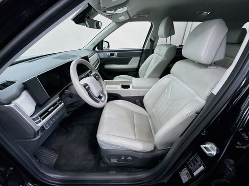 Used 2026 Hyundai Santa Fe SEL AWD/4WD image 13