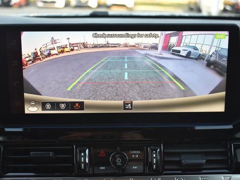 New 2026 Nissan Pathfinder SL image 34