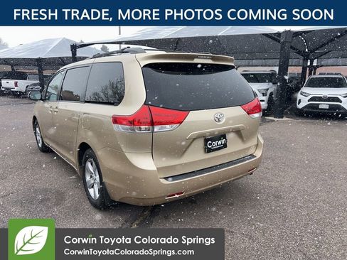 Used 2011 Toyota Sienna LE w/ Towing Pkg image 5